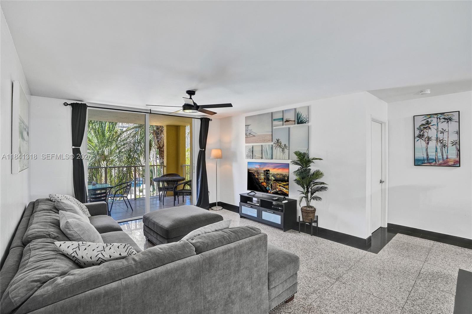 19701 E Country Club Dr #5306, Aventura FL 33180