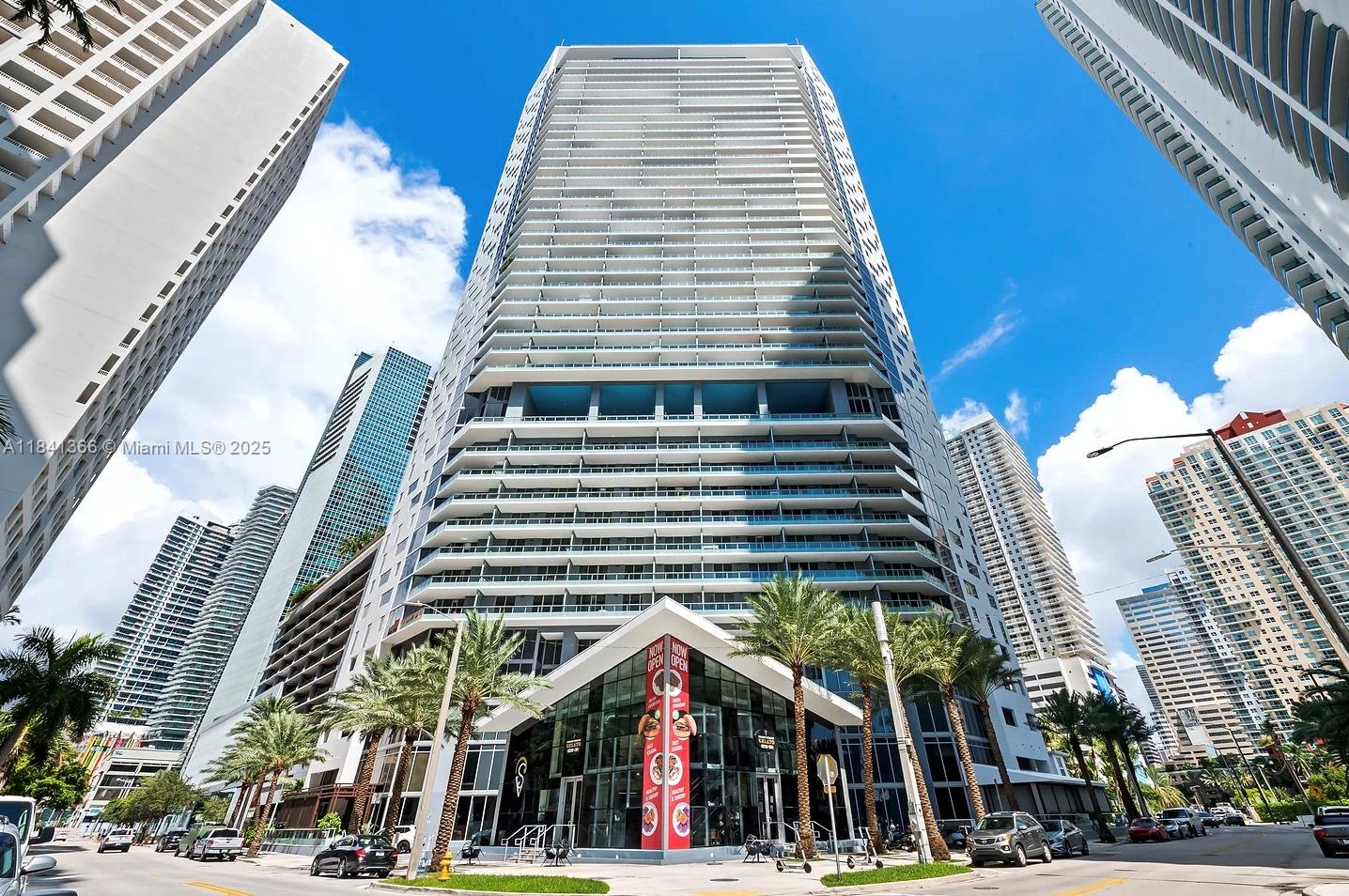 1300 Brickell Bay Dr #2504, Miami FL 33131