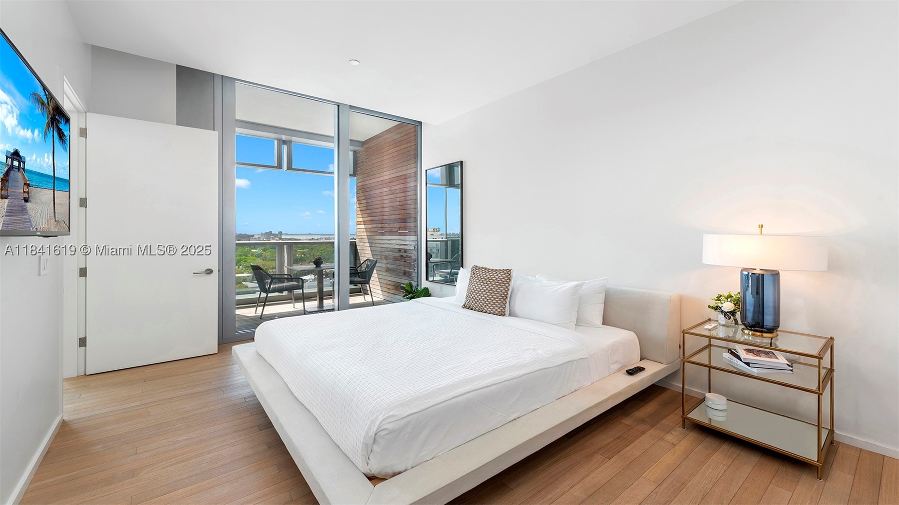 2901 Collins Ave #1403, Miami Beach FL 33140