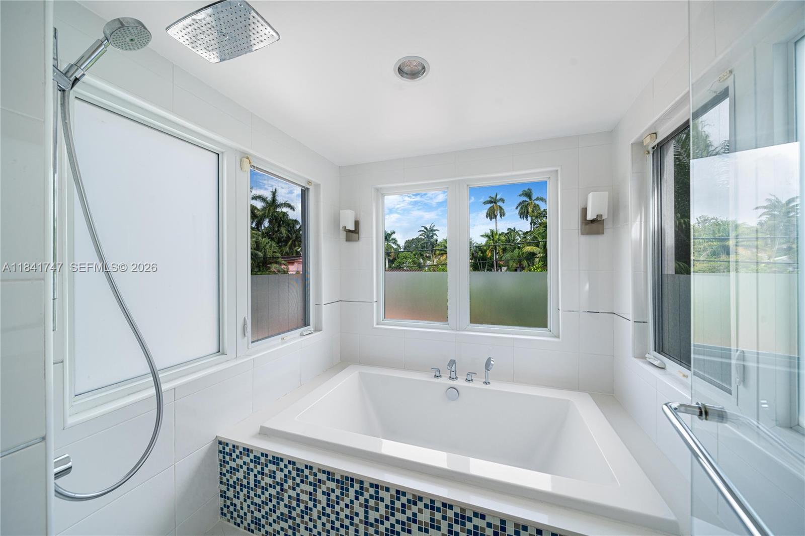 671 NE 57th St, Miami FL 33137