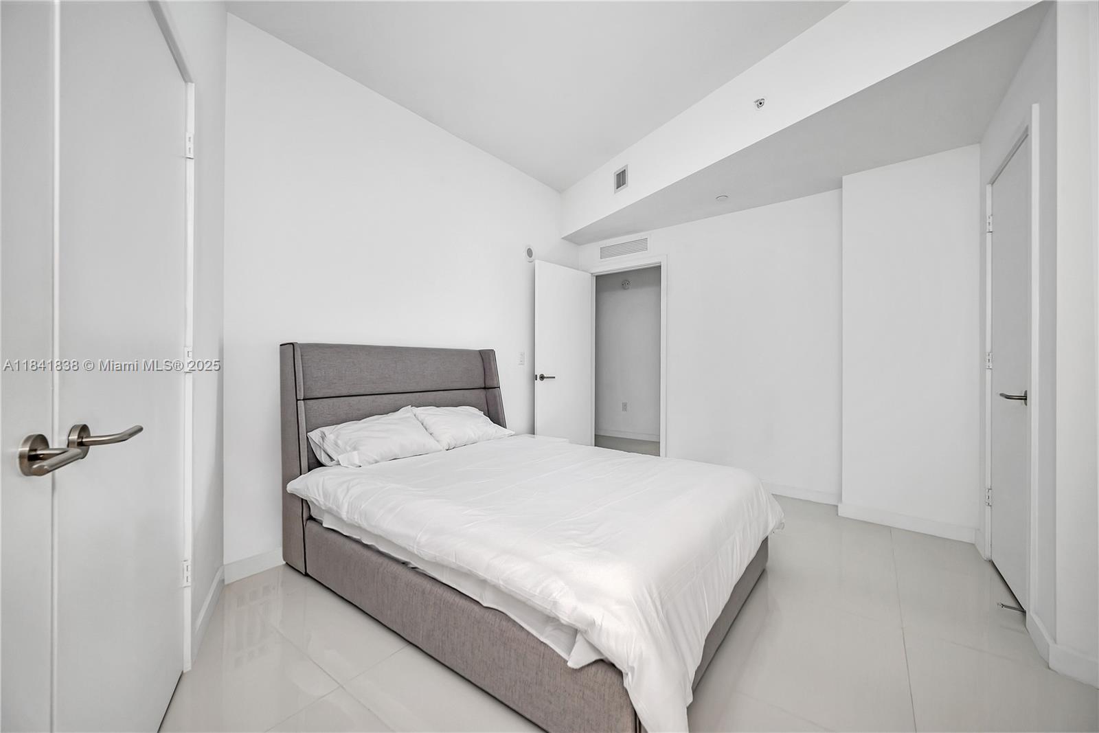851 NE 1st Ave #1701, Miami FL 33132