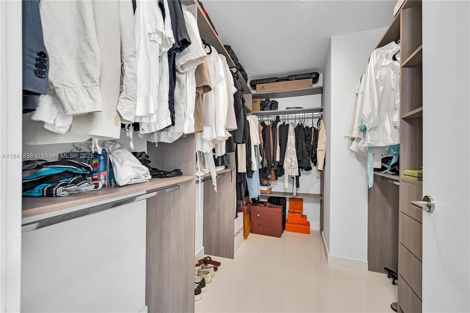 851 NE 1st Ave #1701, Miami FL 33132