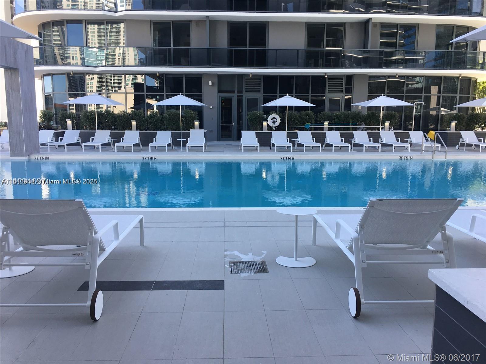 45 SW 9th St #2407, Miami FL 33130