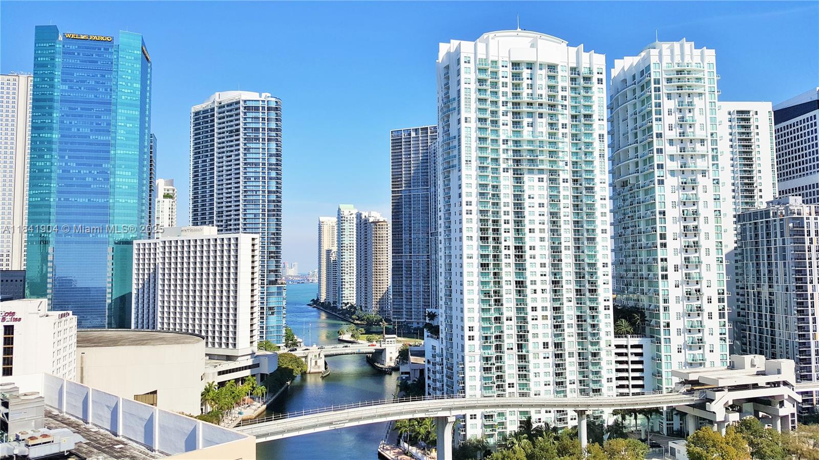 350 S Miami Ave #2002, Miami FL 33130