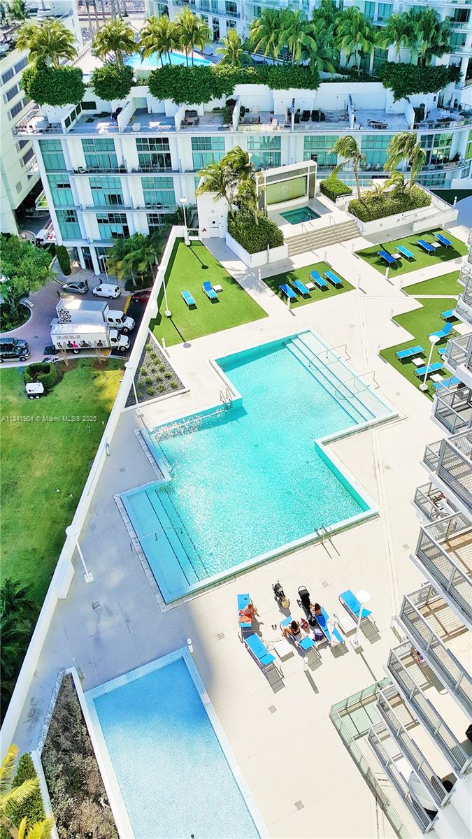 350 S Miami Ave #2002, Miami FL 33130