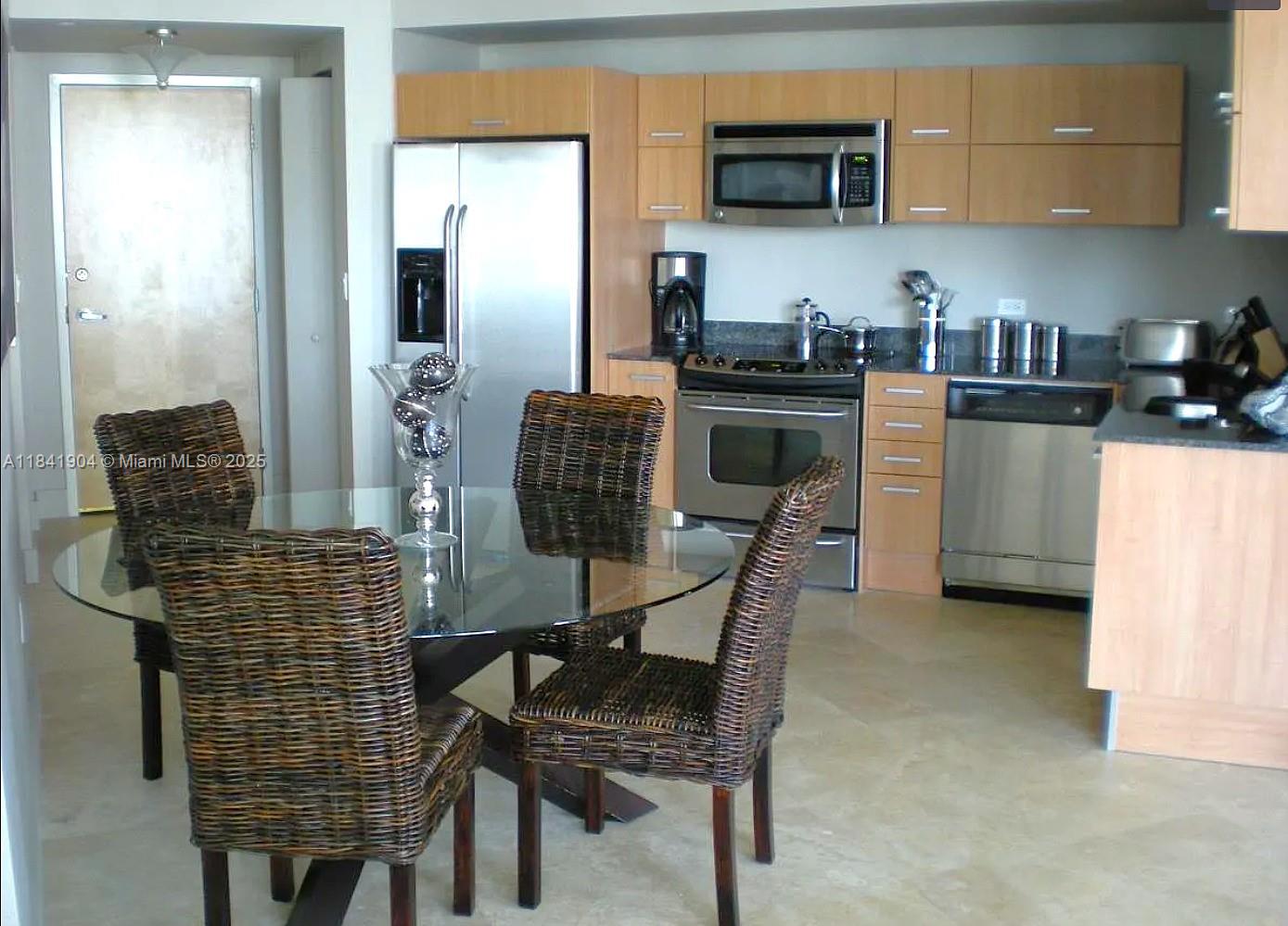 350 S Miami Ave #2002, Miami FL 33130