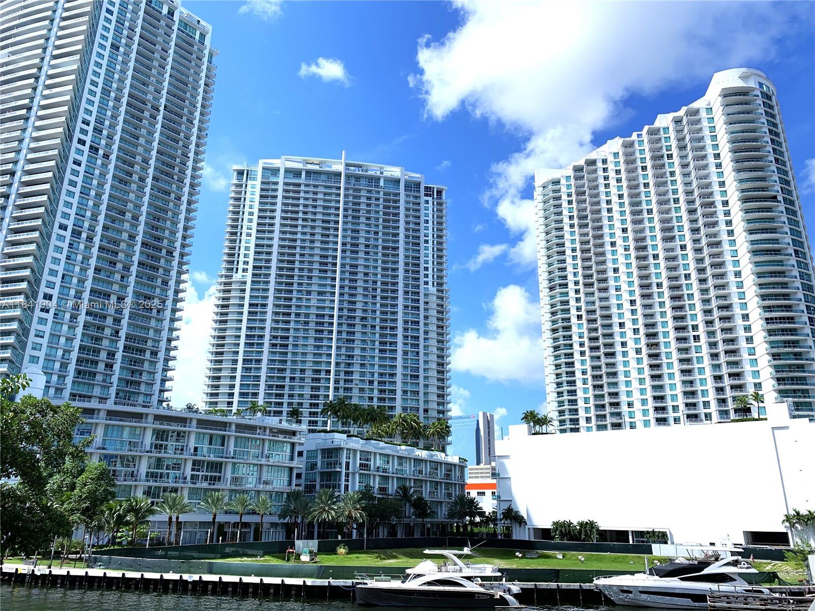 350 S Miami Ave #2002, Miami FL 33130