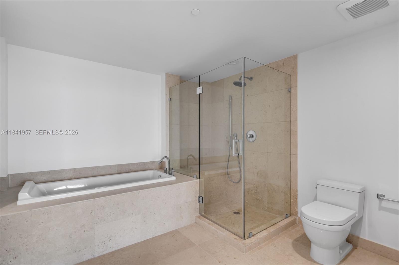 465 Brickell Ave #3505, Miami FL 33131