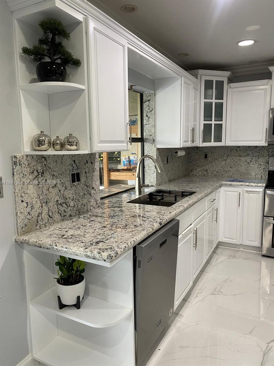 10126 Crosswind Rd, Boca Raton FL 33498