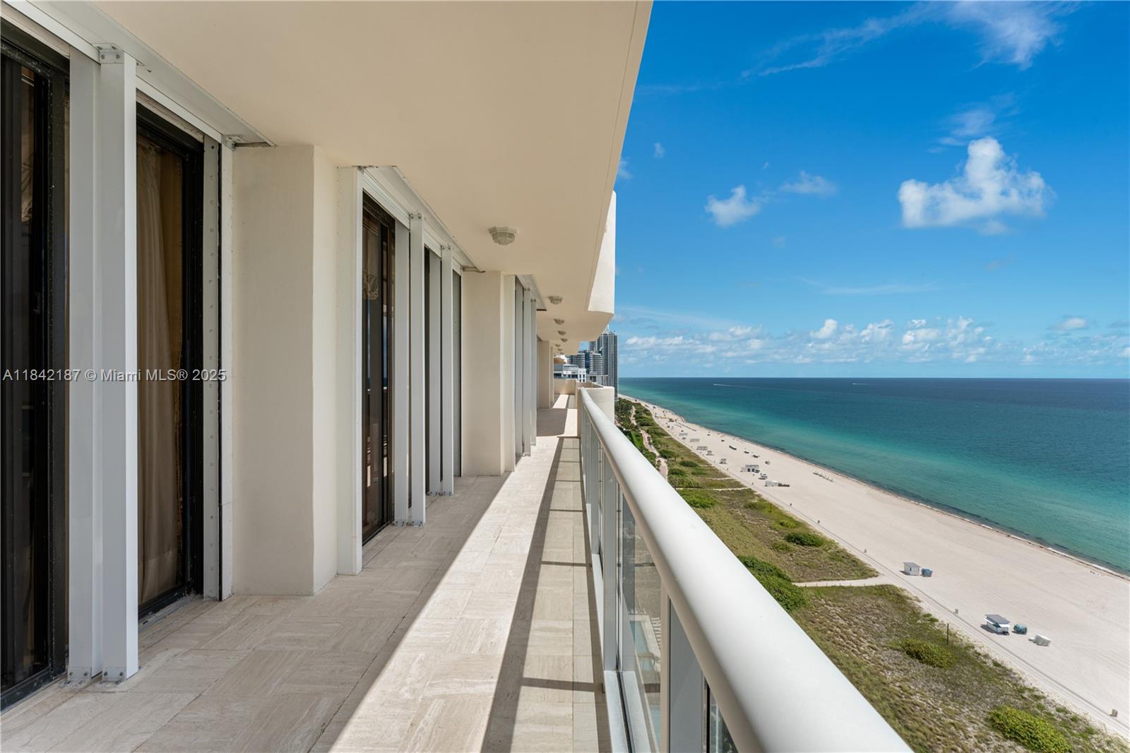 5757 Collins Ave #PH-4, Miami Beach FL 33140