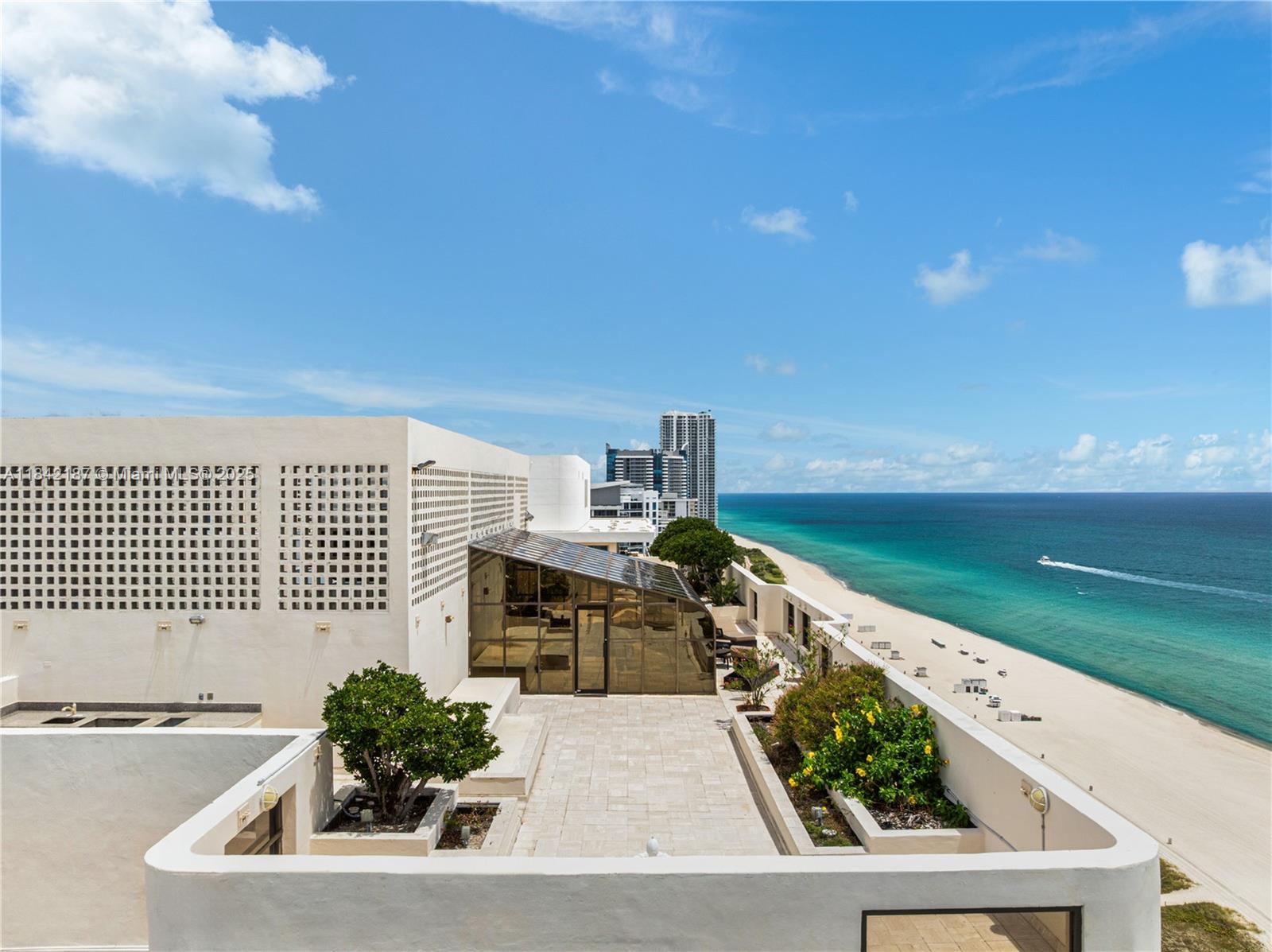 5757 Collins Ave #PH-4, Miami Beach FL 33140