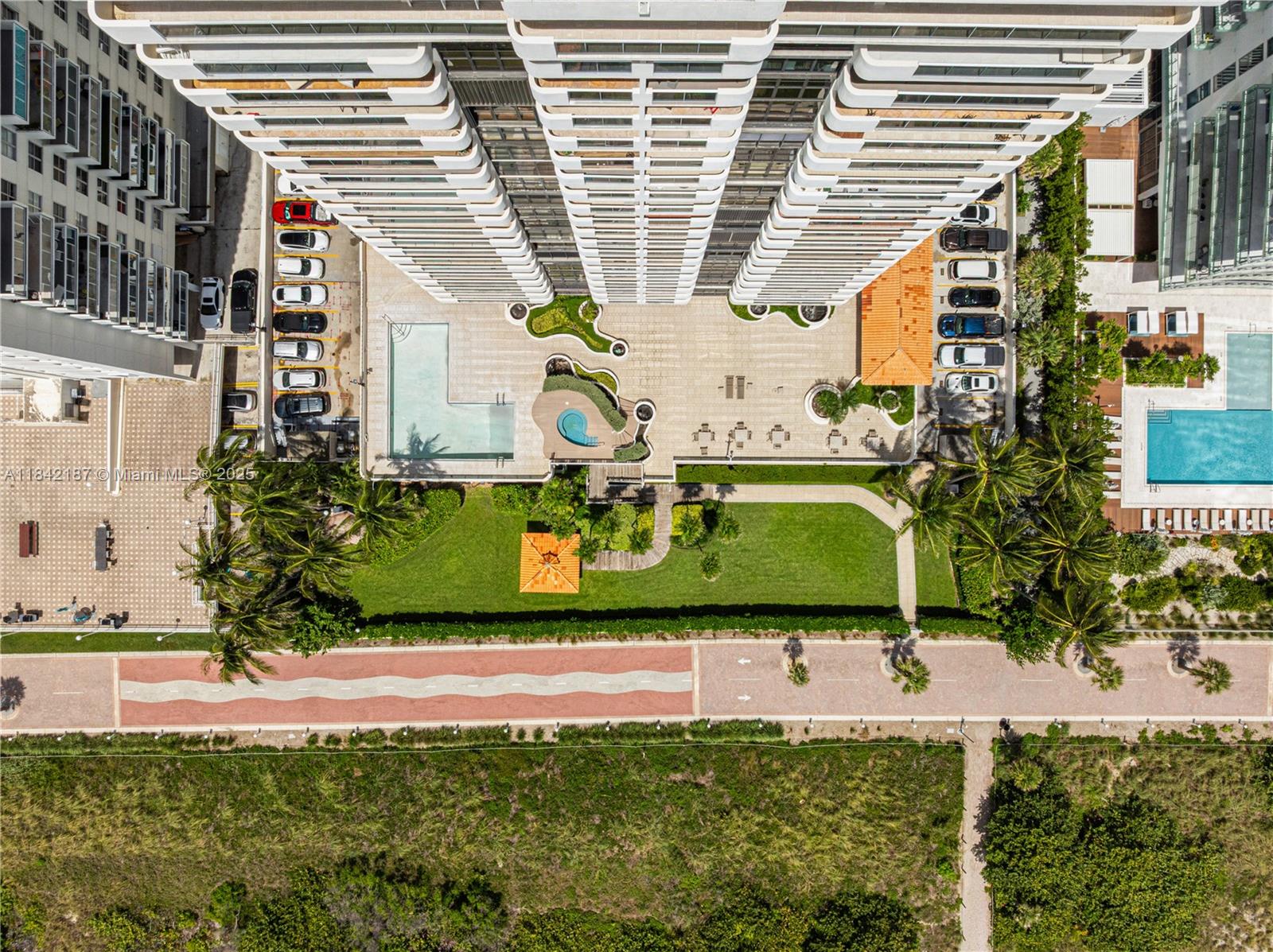 5757 Collins Ave #PH-4, Miami Beach FL 33140