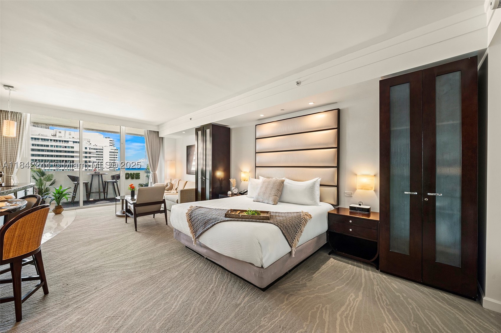 4391 Collins Ave #802, Miami Beach FL 33140