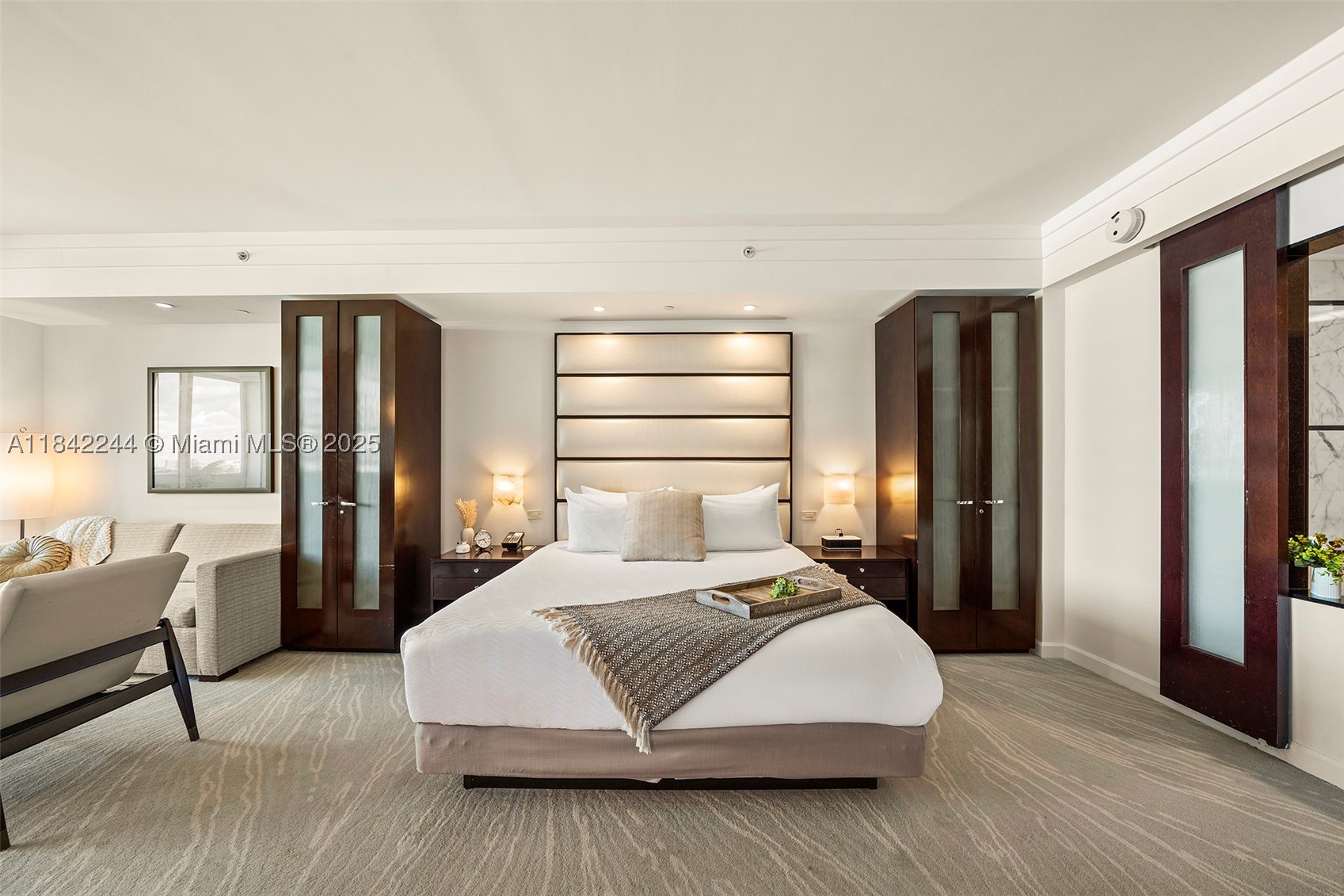 4391 Collins Ave #802, Miami Beach FL 33140