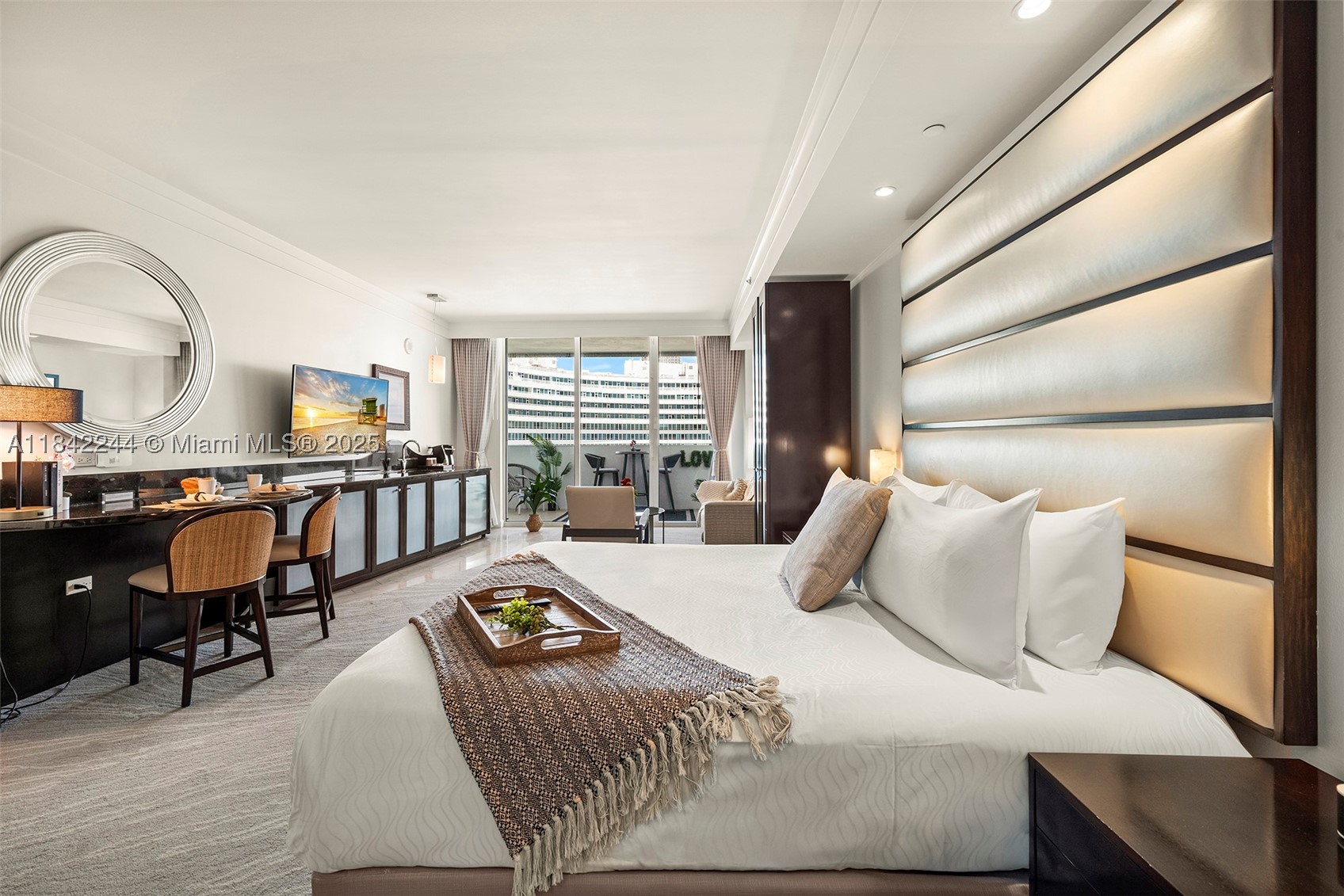 4391 Collins Ave #802, Miami Beach FL 33140