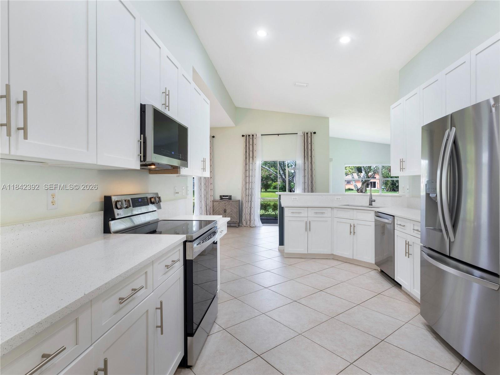 2549 Egret Lake Dr, Green Acres FL 33413