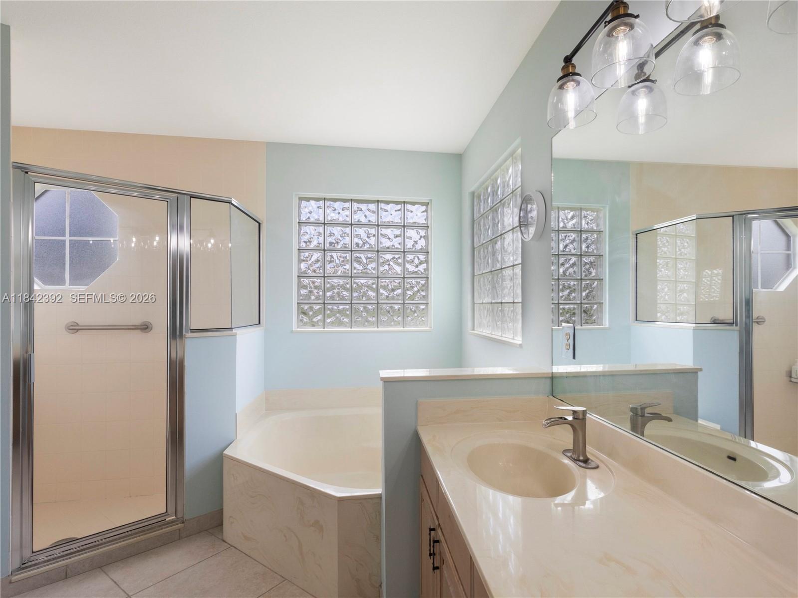 2549 Egret Lake Dr, Green Acres FL 33413