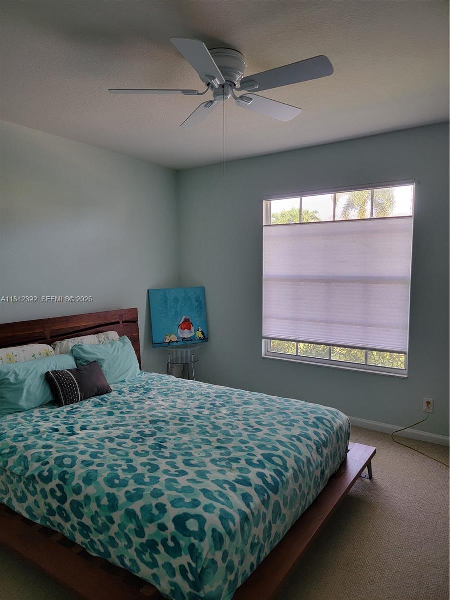 2549 Egret Lake Dr, Green Acres FL 33413