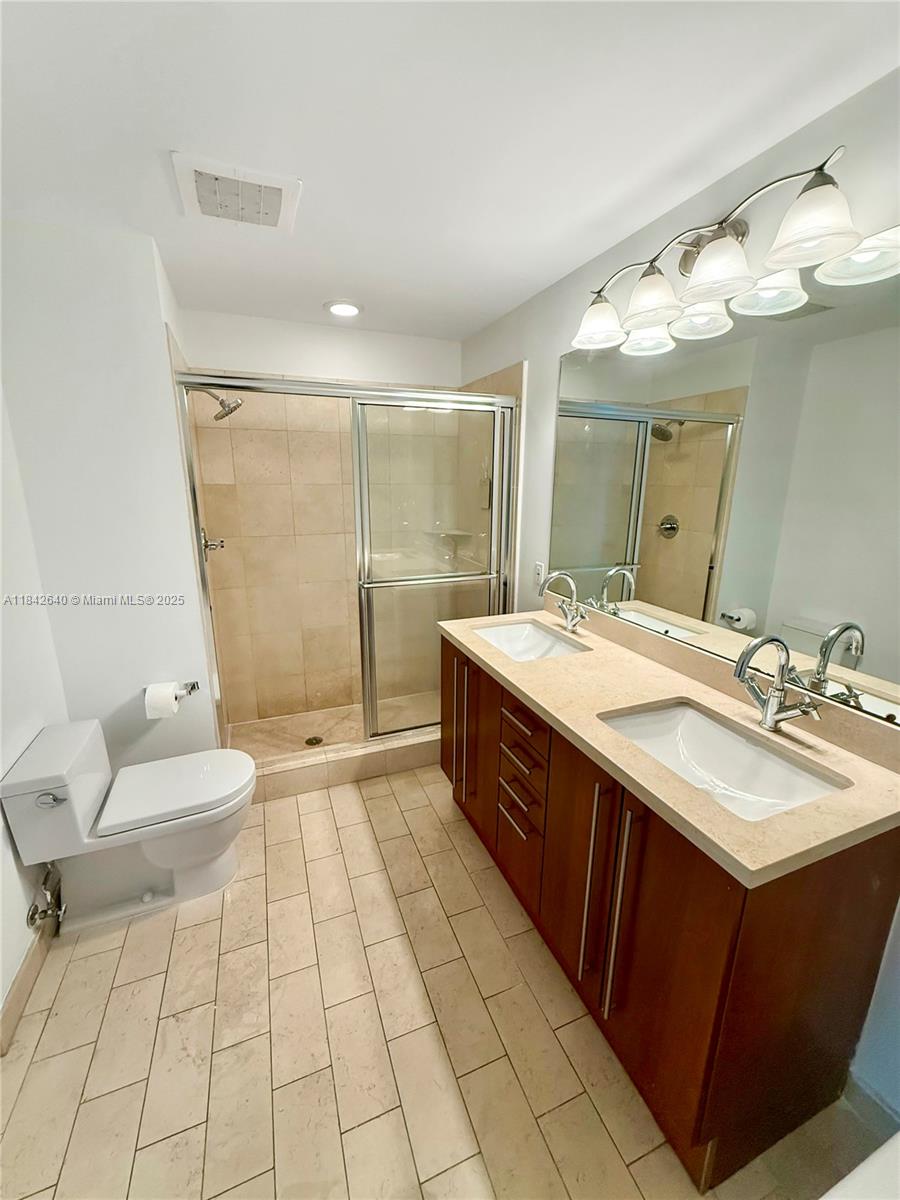 79 SW 12th St #1909-S + DEN, Miami FL 33130