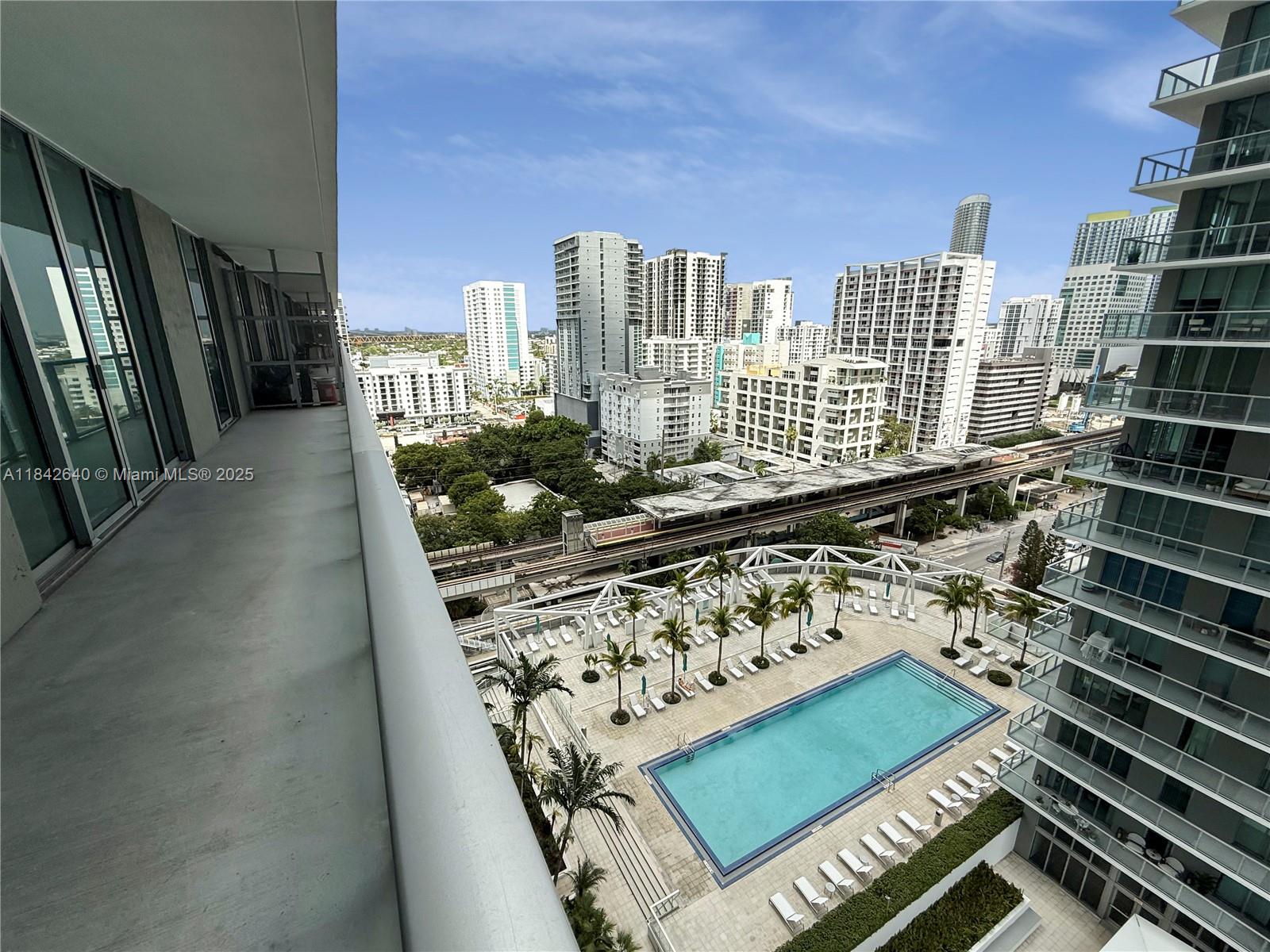 79 SW 12th St #1909-S + DEN, Miami FL 33130
