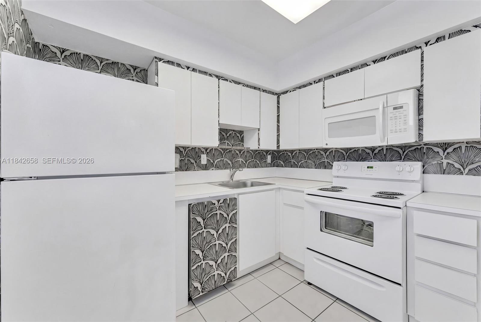 770 NE 69th St #4H, Miami FL 33138