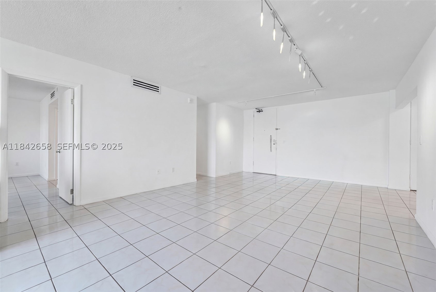 770 NE 69th St #4H, Miami FL 33138