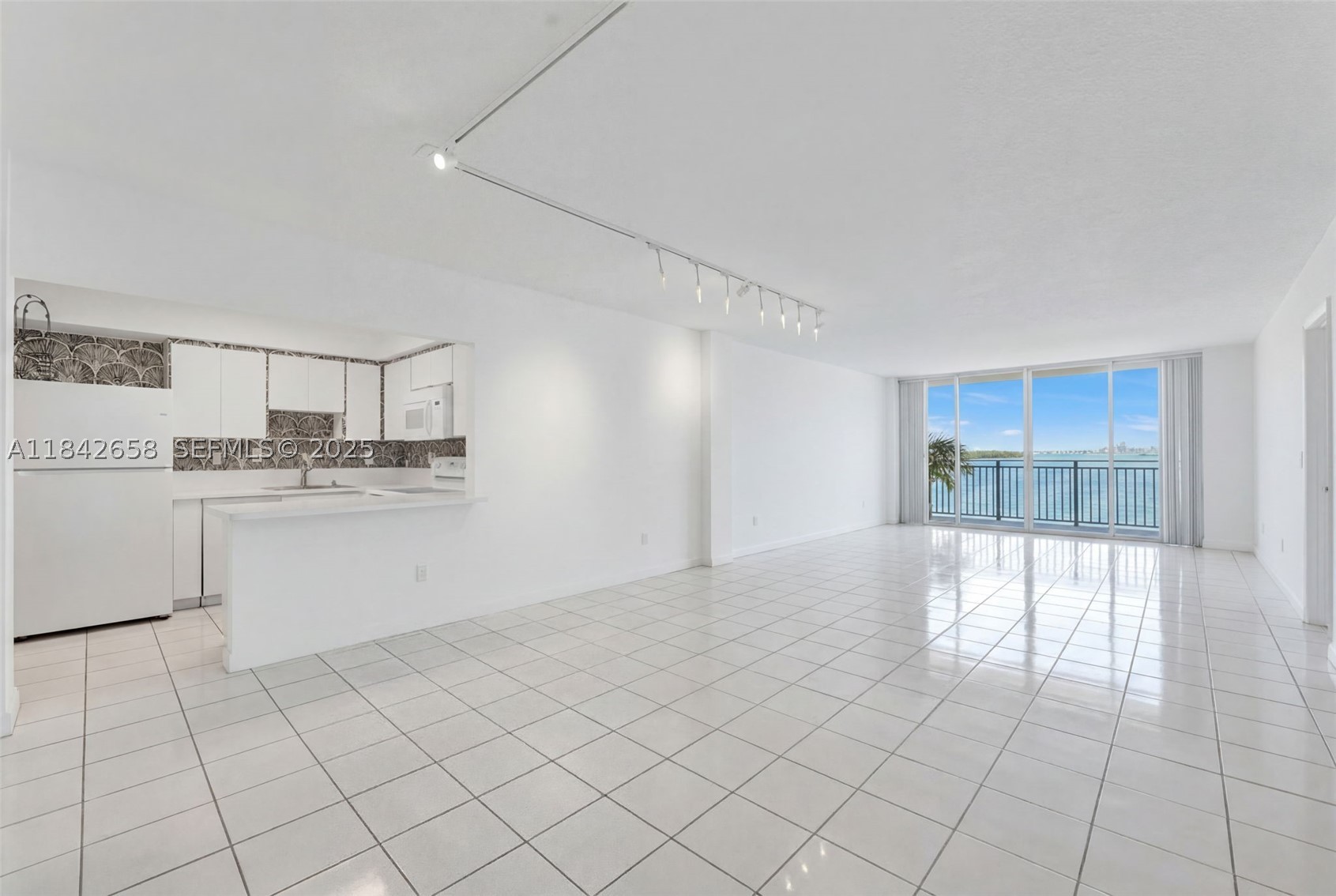 770 NE 69th St #4H, Miami FL 33138