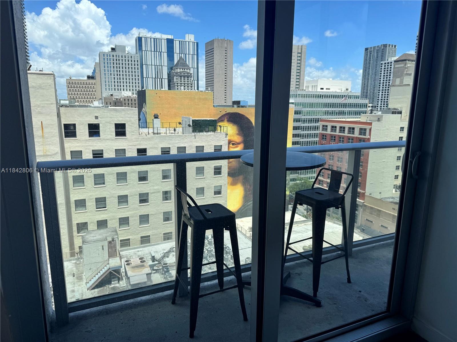 151 SE 1st St #1410, Miami FL 33131