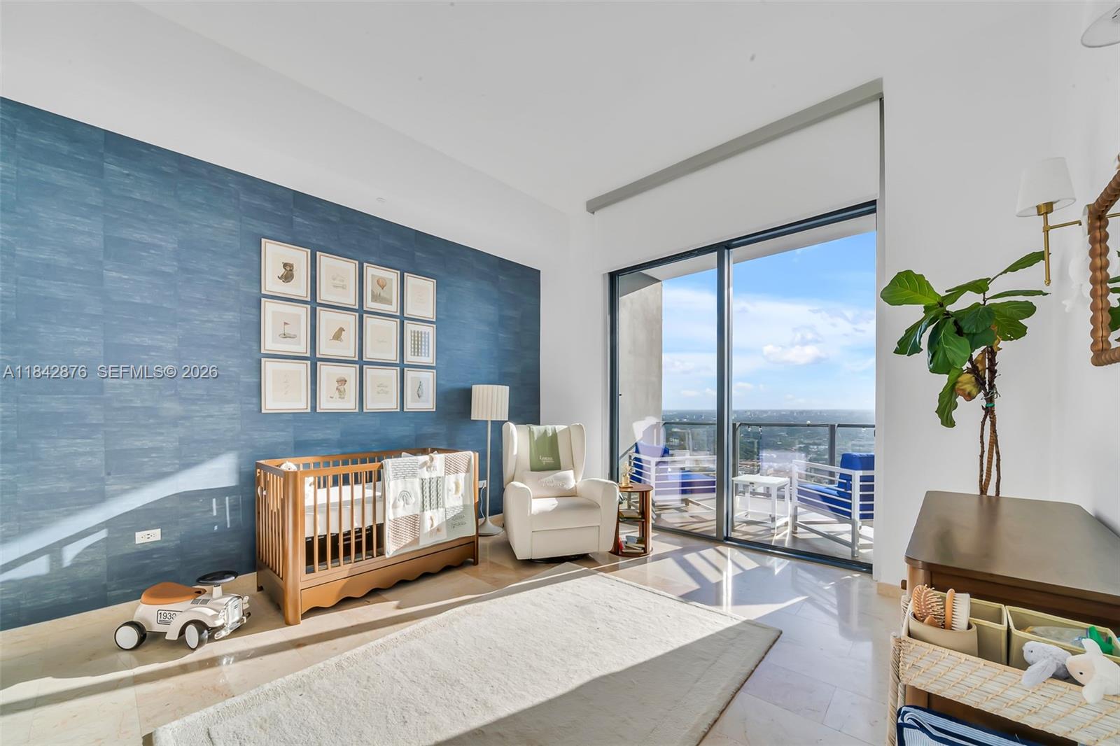 88 SW 7th St #4004, Miami FL 33130