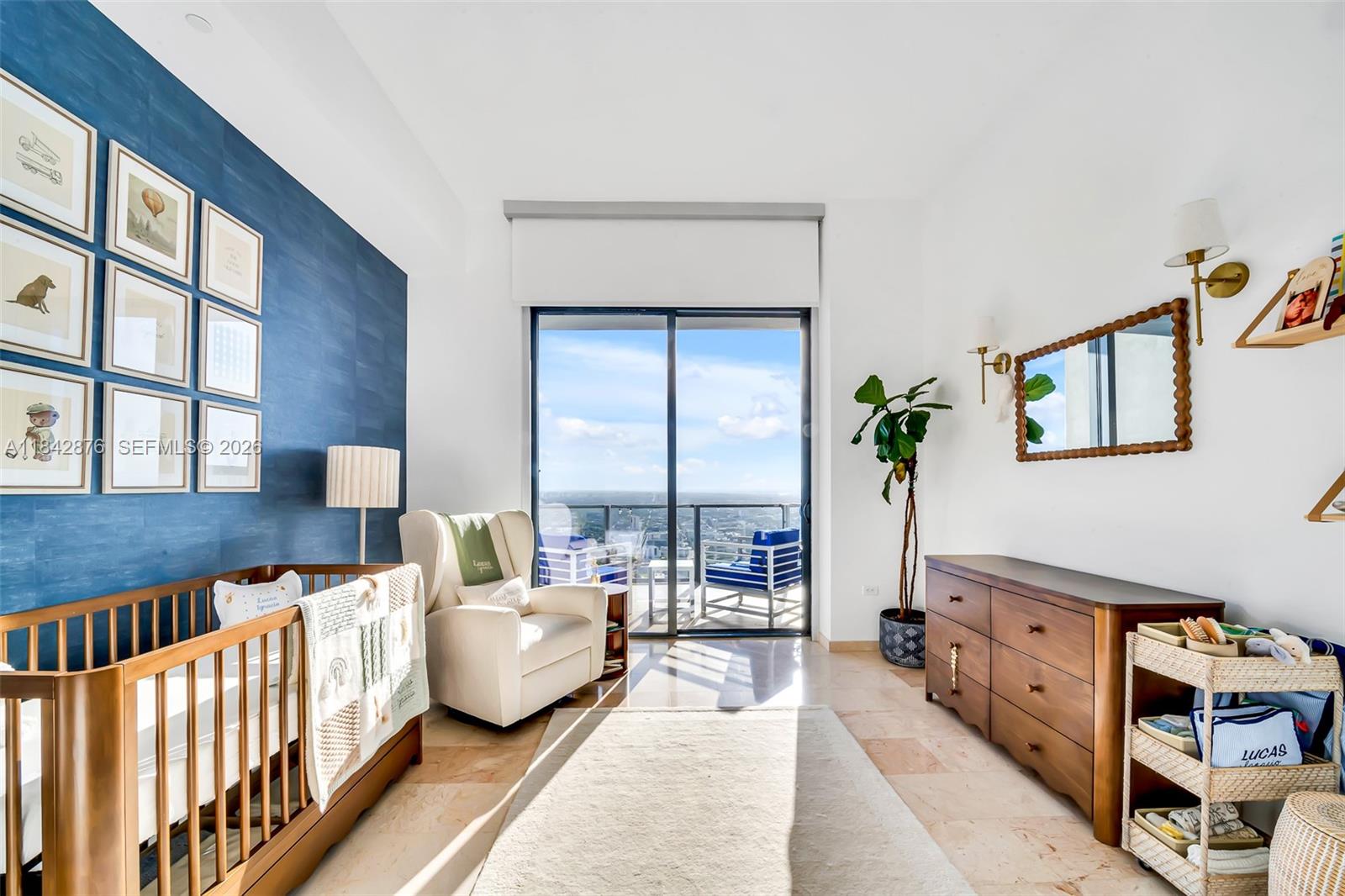 88 SW 7th St #4004, Miami FL 33130