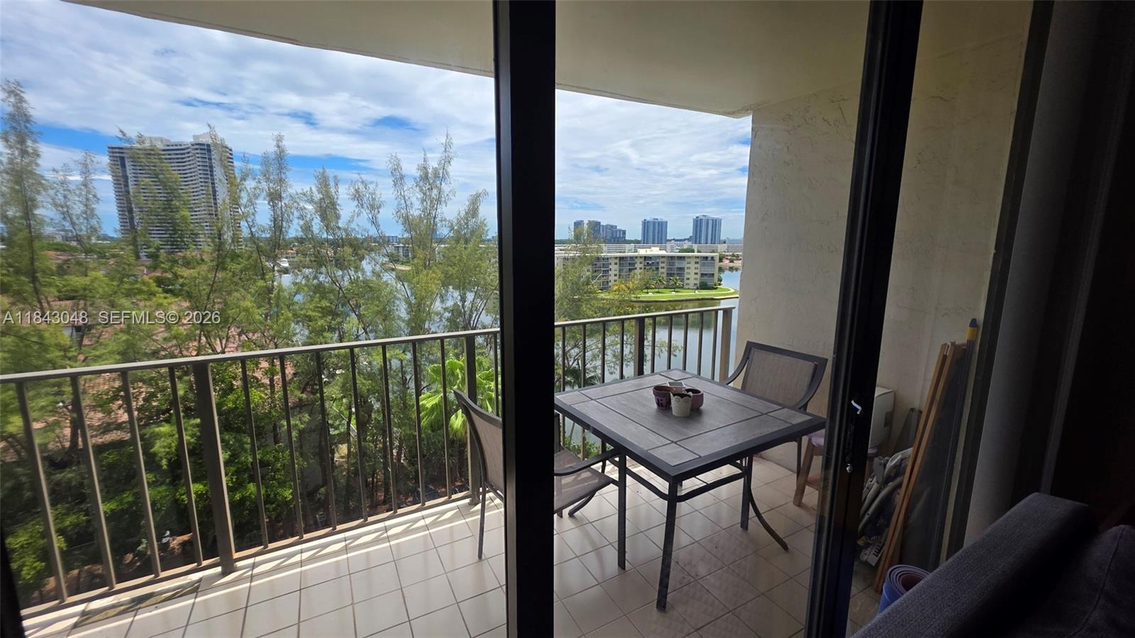 Aventura FL 33160 - A11843048