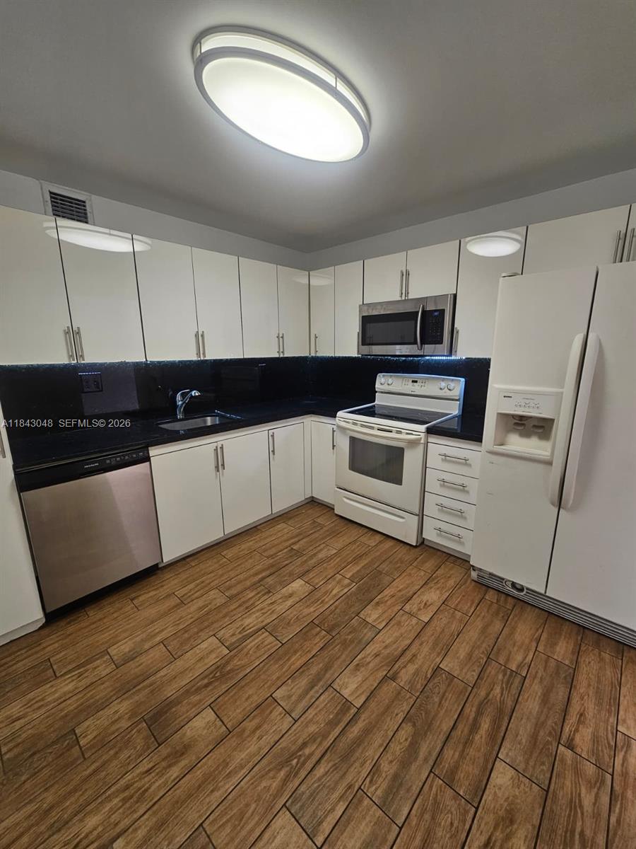 Aventura FL 33160 - A11843048