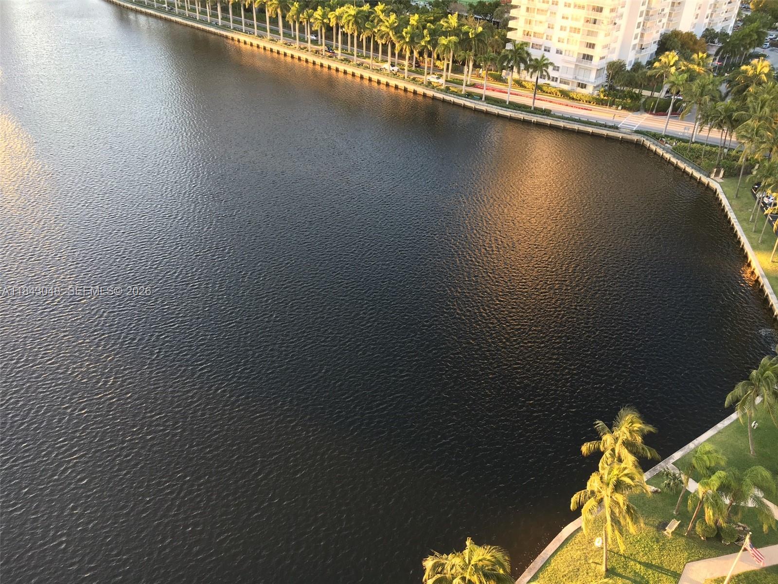Aventura FL 33160 - A11843048