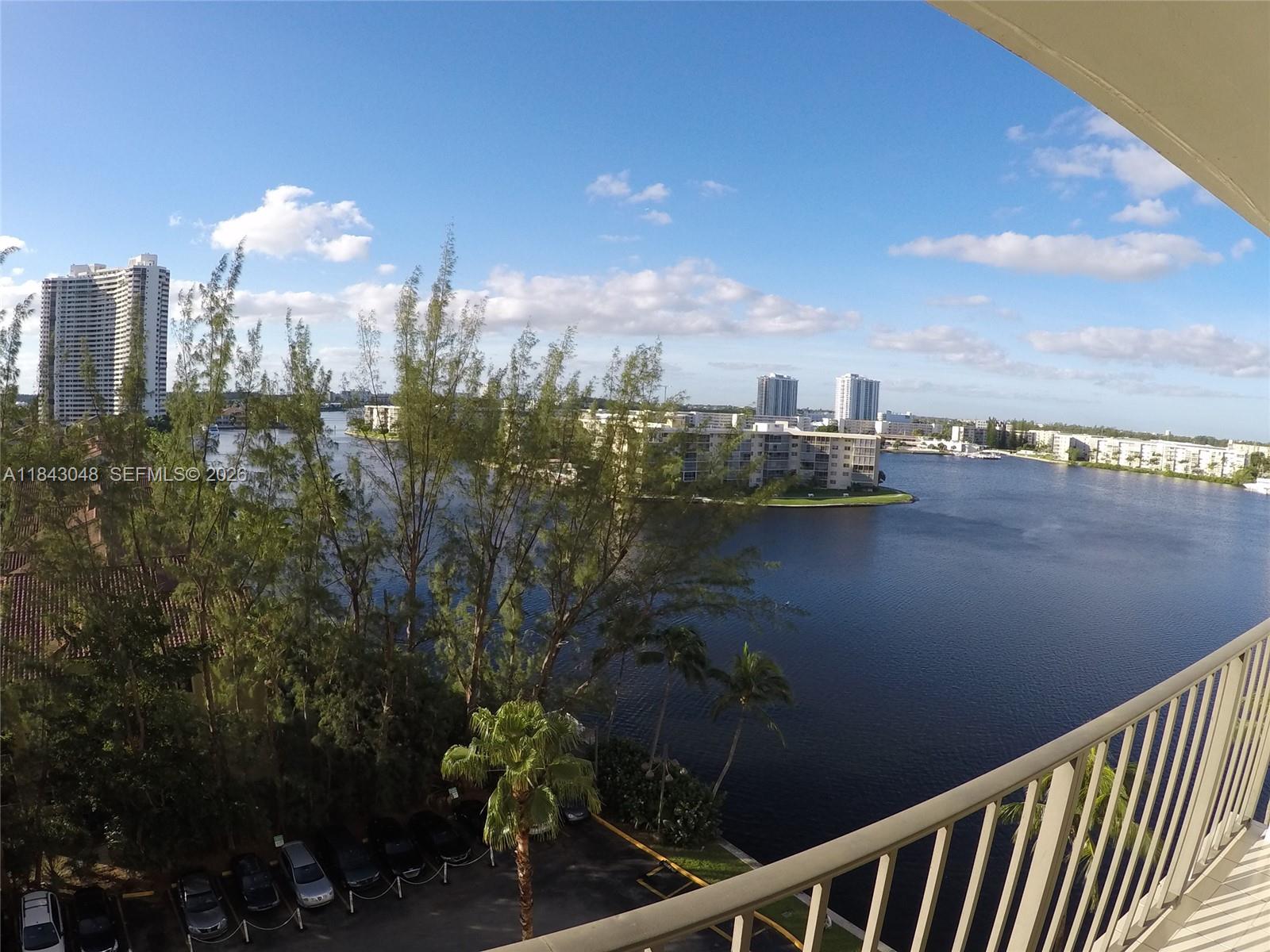 Aventura FL 33160 - A11843048
