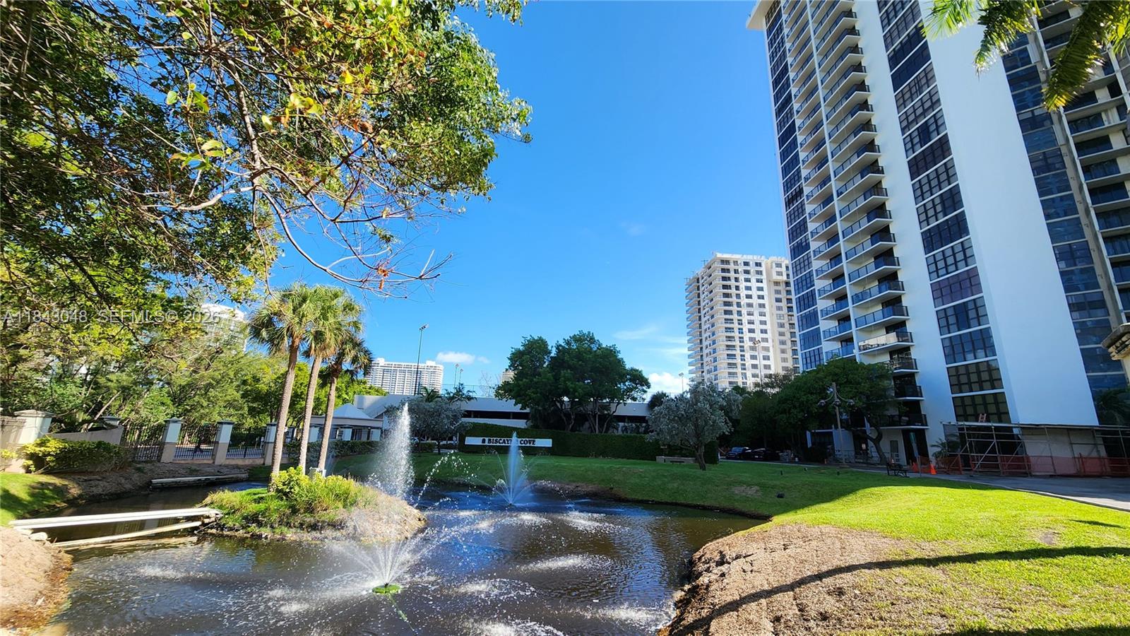 Aventura FL 33160 - A11843048