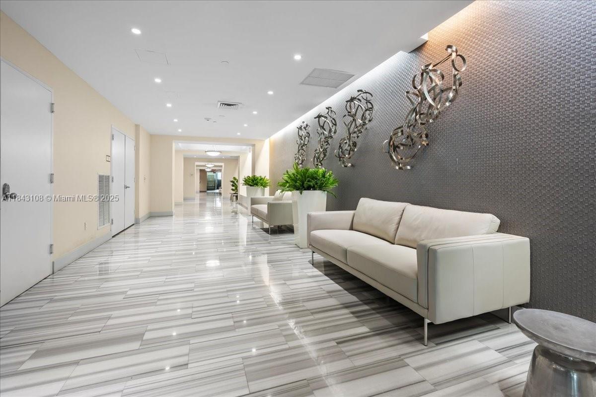 3030 NE 188 St #604, Aventura FL 33180