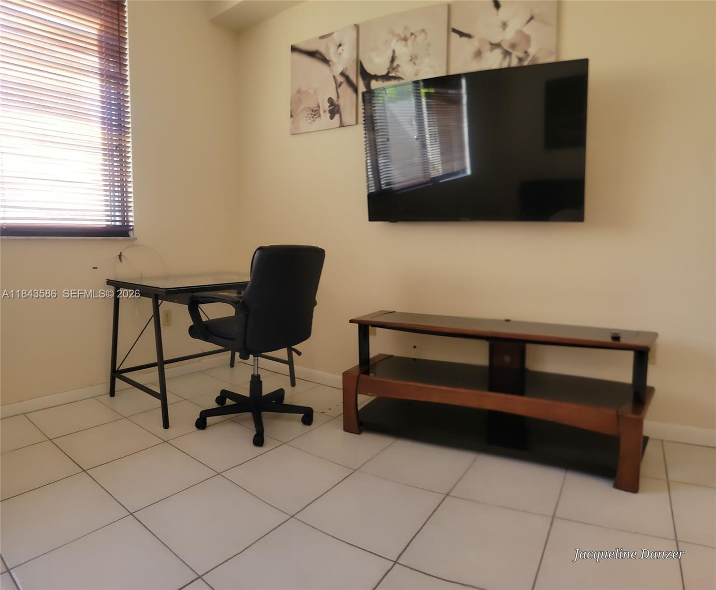540 Brickell Key Dr #307, Miami FL 33131