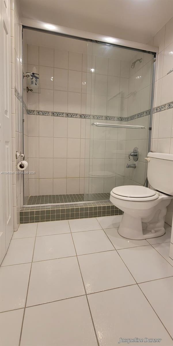 540 Brickell Key Dr #307, Miami FL 33131