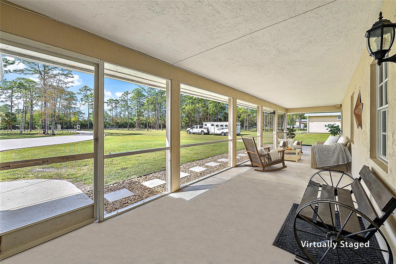 13006 Arrowwood Dr, Palm Beach Gardens FL 33418