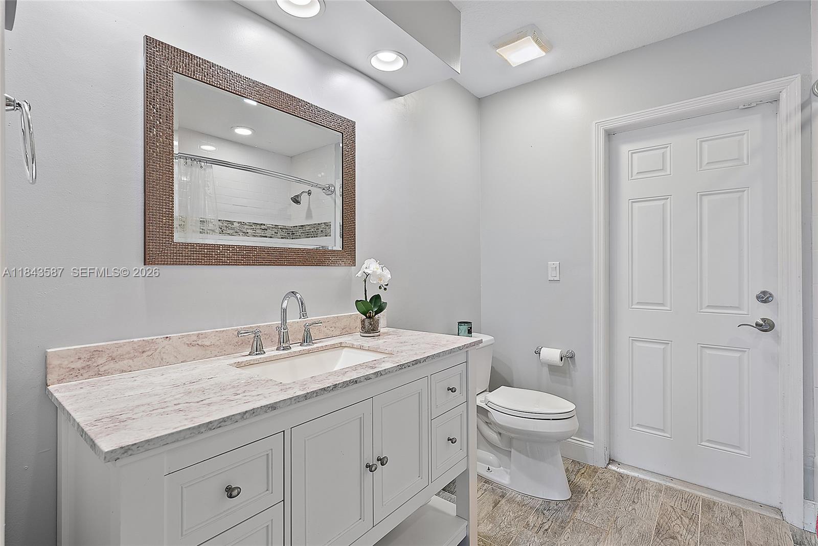 13006 Arrowwood Dr, Palm Beach Gardens FL 33418