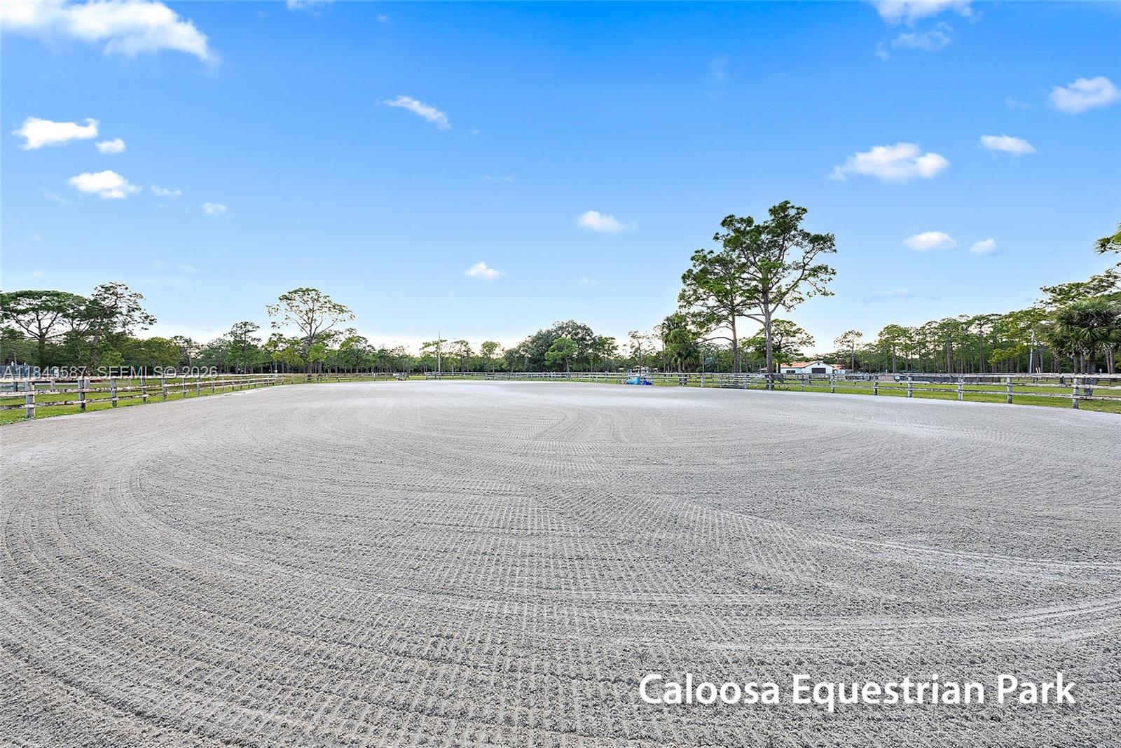 13006 Arrowwood Dr, Palm Beach Gardens FL 33418