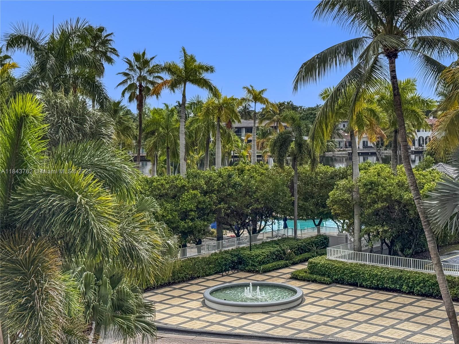 21150 Point Pl #406, Aventura FL 33180