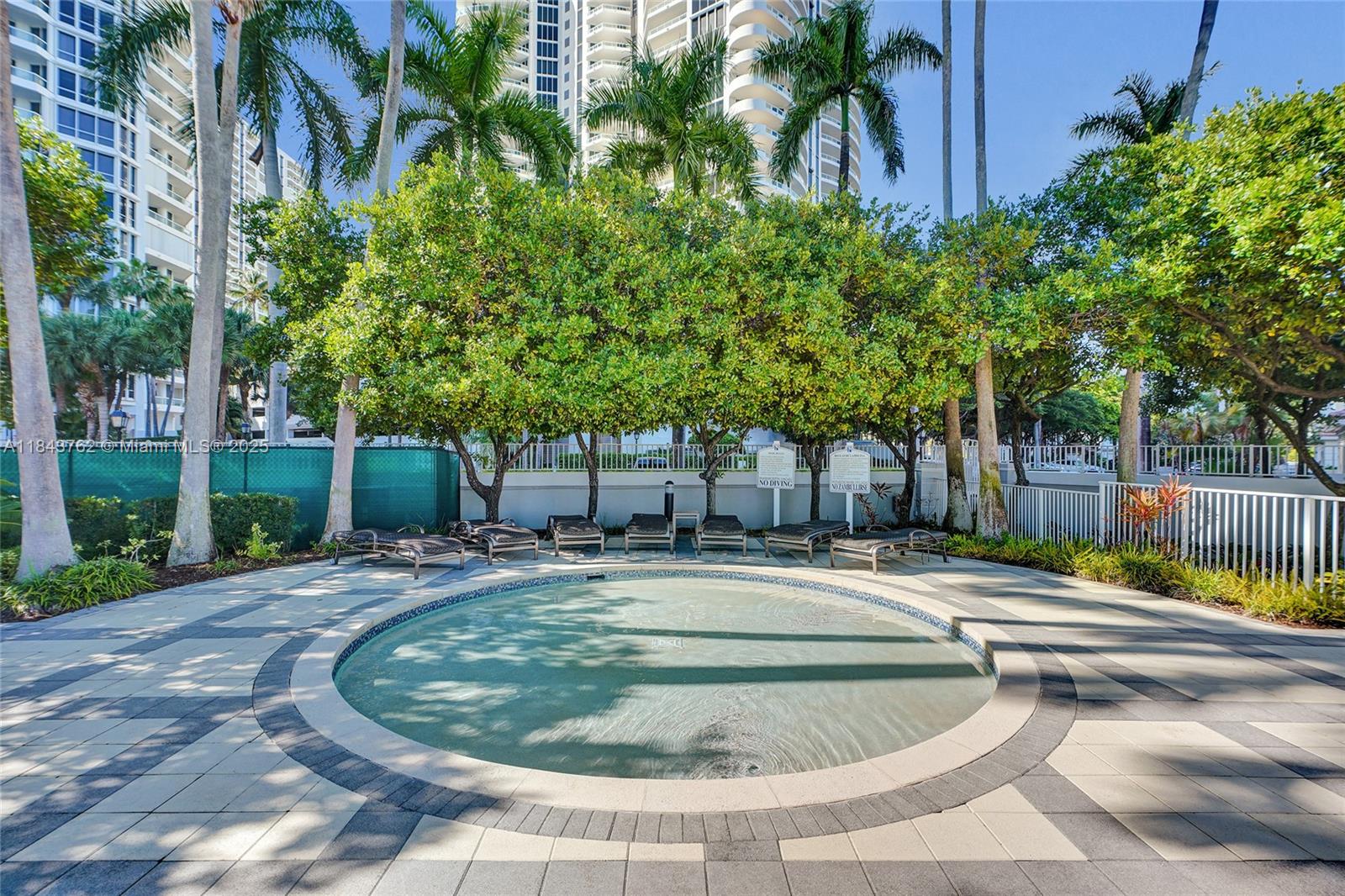 21150 Point Pl #406, Aventura FL 33180