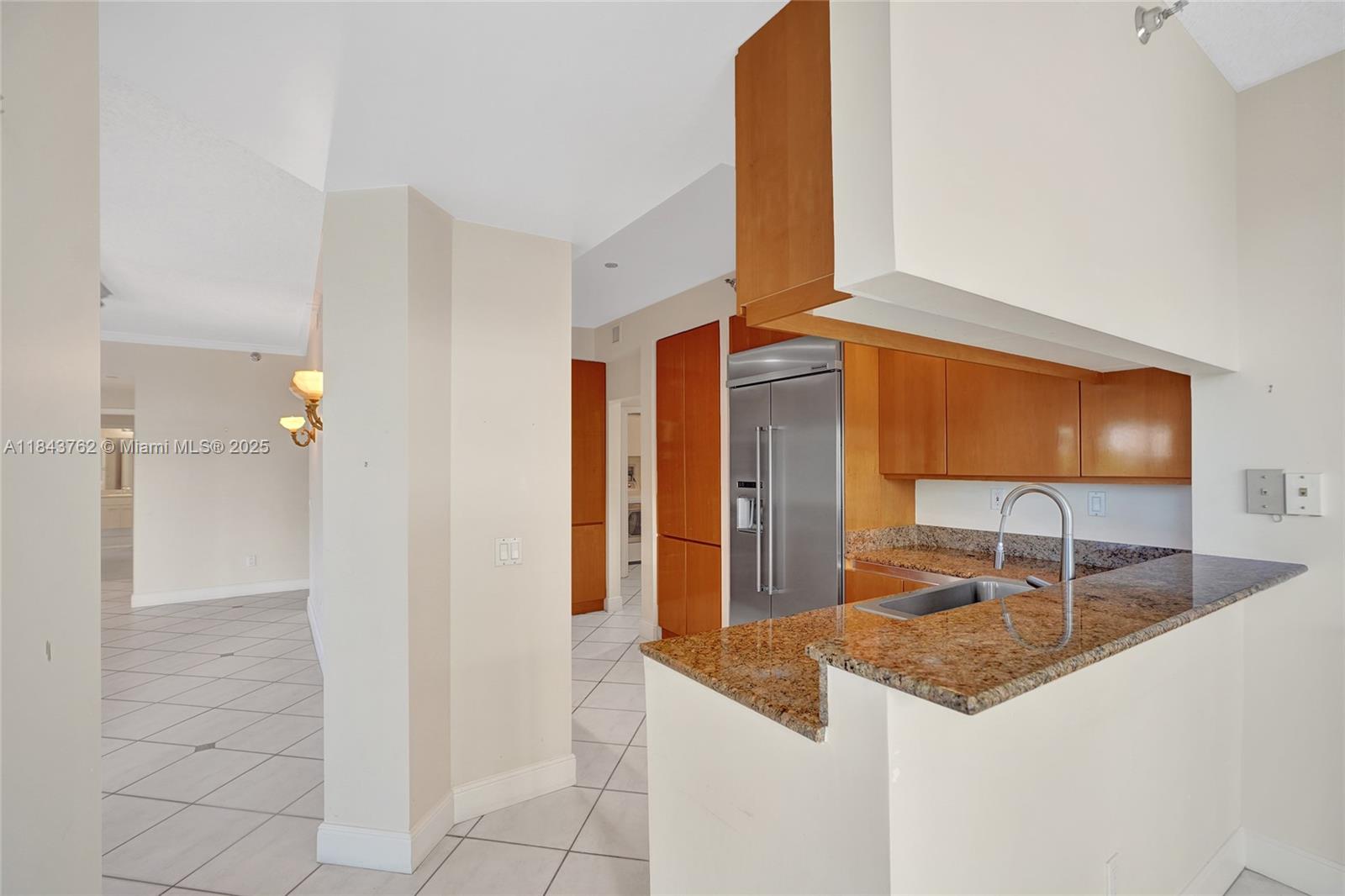 21150 Point Pl #406, Aventura FL 33180