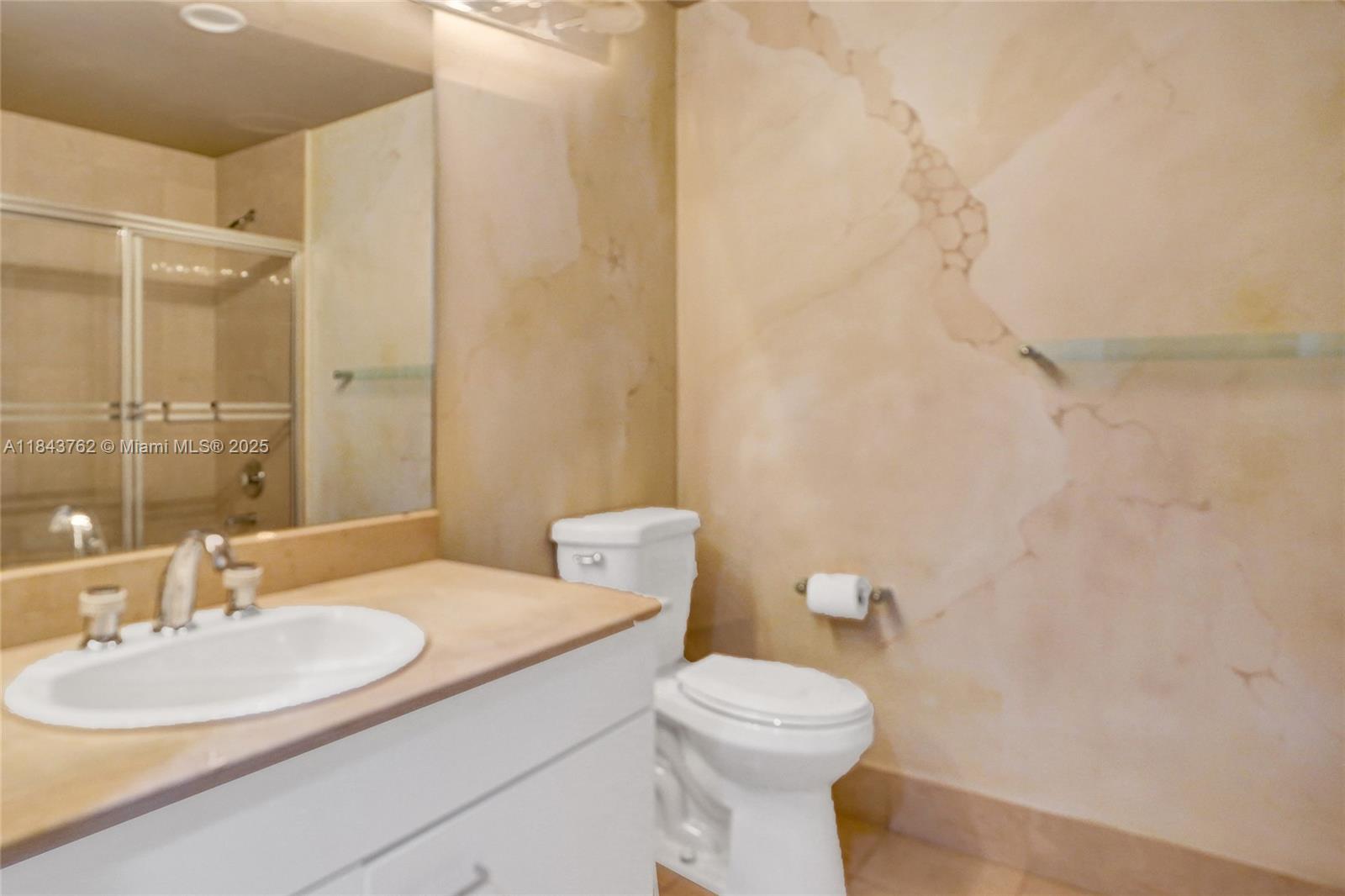 21150 Point Pl #406, Aventura FL 33180
