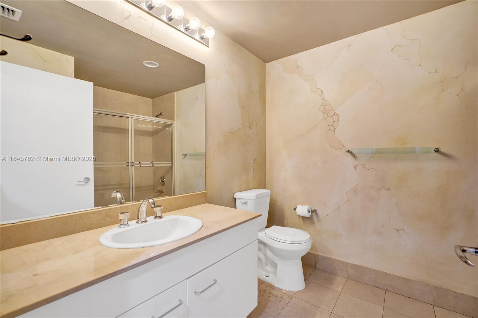 21150 Point Pl #406, Aventura FL 33180
