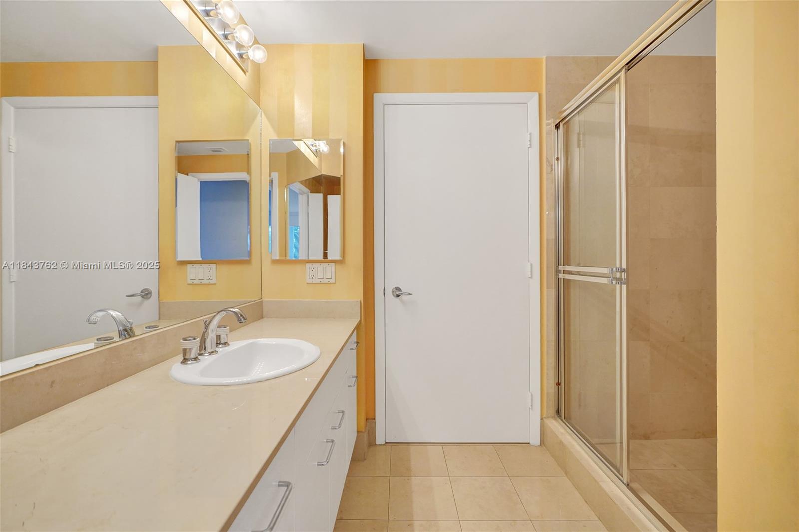 21150 Point Pl #406, Aventura FL 33180