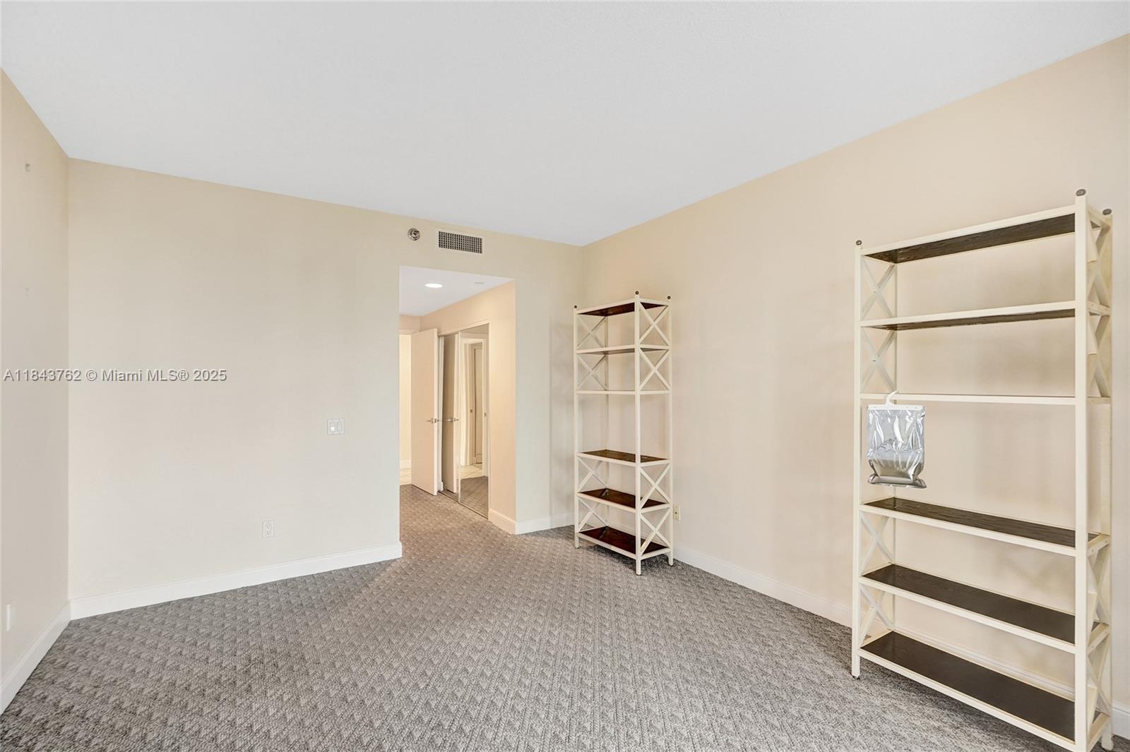 21150 Point Pl #406, Aventura FL 33180