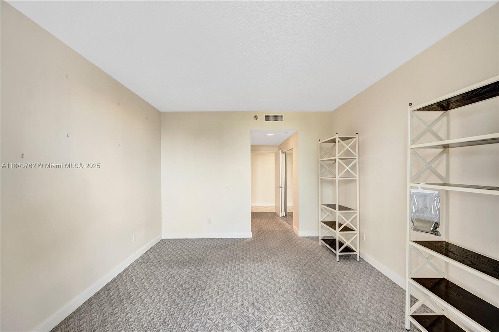 21150 Point Pl #406, Aventura FL 33180