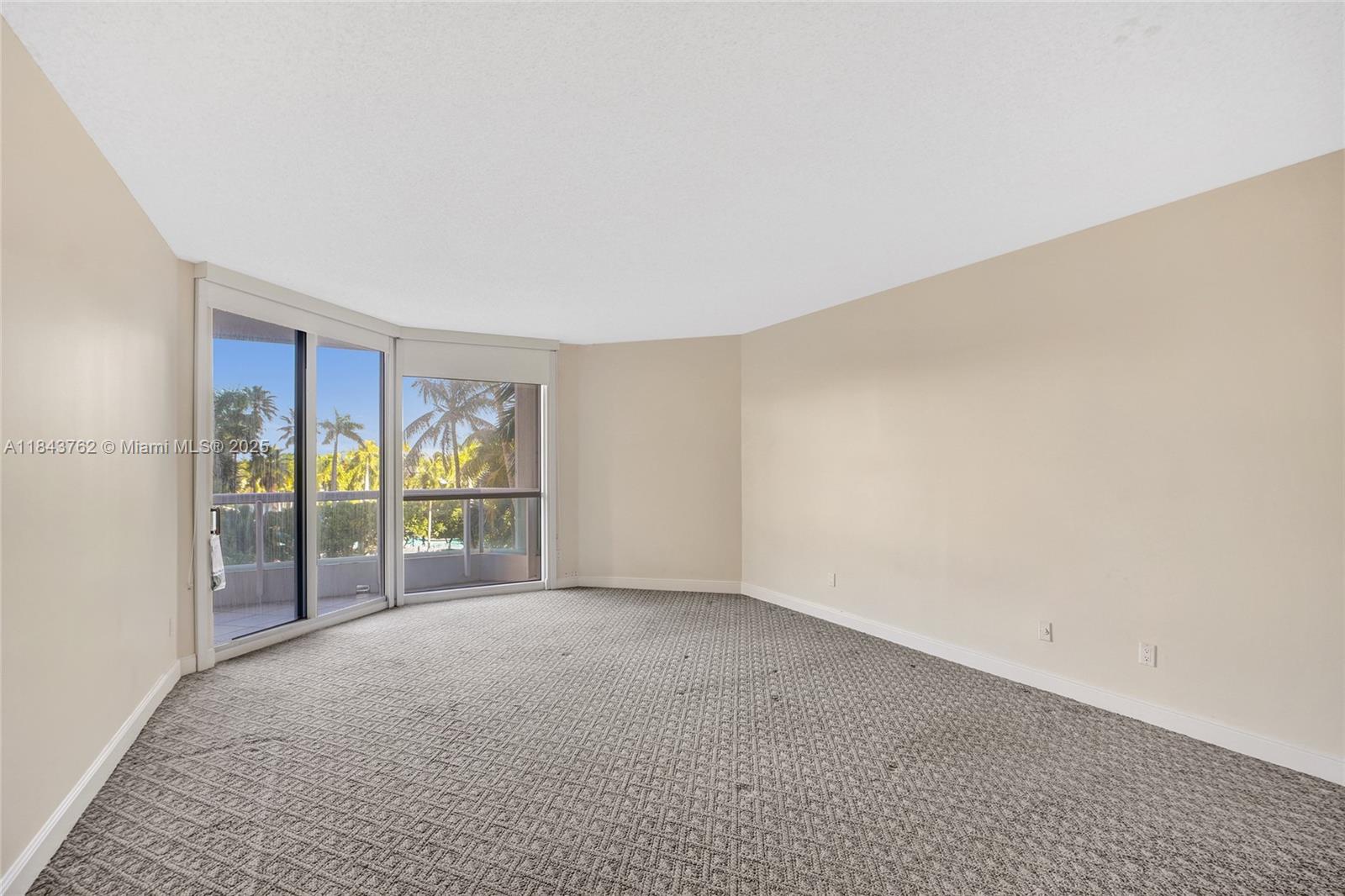 21150 Point Pl #406, Aventura FL 33180